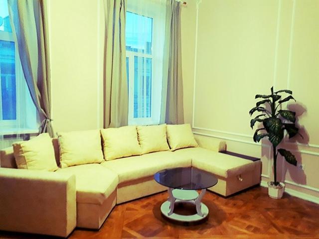 Apartment In The City Center Ivano-Frankivsk Esterno foto